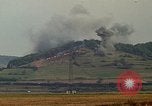 Standbild UH-1D Huey Deutschland, 1970, aus Sekunde 31 historischem Filmmaterial Videoclip 65675054056