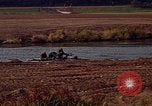 Standbild Schützenpanzer Main Deutschland, 1970, aus Sekunde 28 historischem Filmmaterial Videoclip 65675054057