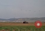 Standbild Schützenpanzer Deutschland, 1970, aus Sekunde 18 historischem Filmmaterial Videoclip 65675054058