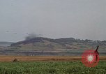 Standbild Schützenpanzer Deutschland, 1970, aus Sekunde 26 historischem Filmmaterial Videoclip 65675054058