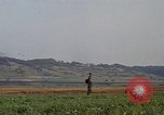 Standbild Schützenpanzer Deutschland, 1970, aus Sekunde 28 historischem Filmmaterial Videoclip 65675054058