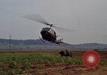 Standbild Schützenpanzer Deutschland, 1970, aus Sekunde 33 historischem Filmmaterial Videoclip 65675054058