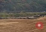 Standbild Schützenpanzer Deutschland, 1970, aus Sekunde 25 historischem Filmmaterial Videoclip 65675054059