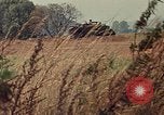 Immagine di Mobile ponte di assalto Il fiume principale della Germania, 1970, secondo 55 filmato di repertorio 65675054062