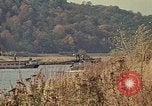 Immagine di Mobile ponte di assalto Il fiume principale della Germania, 1970, secondo 60 filmato di repertorio 65675054062