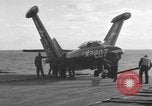 Image USS Philippine Sea Océan Pacifique, 1952, de la seconde 38 séquences d'archives historiques vidéo 65675054068