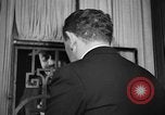 Standbild public house New York City USA, 1933, aus Sekunde 12 historischem Filmmaterial Videoclip 65675054098