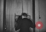 Standbild public house New York City USA, 1933, aus Sekunde 29 historischem Filmmaterial Videoclip 65675054098