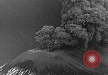Standbild Vesuv Italien, 1944, aus Sekunde 5 historischem Filmmaterial Videoclip 65675054104