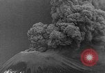 Standbild Vesuv Italien, 1944, aus Sekunde 9 historischem Filmmaterial Videoclip 65675054104