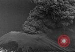 Standbild Vesuv Italien, 1944, aus Sekunde 53 historischem Filmmaterial Videoclip 65675054104