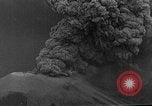 Standbild Vesuv Italien, 1944, aus Sekunde 54 historischem Filmmaterial Videoclip 65675054104