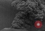 Standbild Vesuv Italien, 1944, aus Sekunde 55 historischem Filmmaterial Videoclip 65675054104