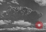 Standbild Vesuv Italien, 1944, aus Sekunde 46 historischem Filmmaterial Videoclip 65675054105