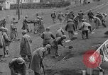 Standbild Vesuv Italien, 1944, aus Sekunde 33 historischem Filmmaterial Videoclip 65675054107