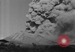 Standbild Vesuv Italien, 1944, aus Sekunde 10 historischem Filmmaterial Videoclip 65675054108