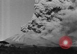 Standbild Vesuv Italien, 1944, aus Sekunde 18 historischem Filmmaterial Videoclip 65675054108