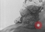 Standbild Vesuv Italien, 1944, aus Sekunde 50 historischem Filmmaterial Videoclip 65675054108