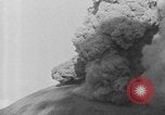 Standbild Vesuv Italien, 1944, aus Sekunde 52 historischem Filmmaterial Videoclip 65675054108
