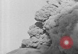 Standbild Vesuv Italien, 1944, aus Sekunde 56 historischem Filmmaterial Videoclip 65675054108