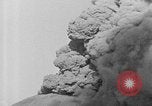 Standbild Vesuv Italien, 1944, aus Sekunde 57 historischem Filmmaterial Videoclip 65675054108
