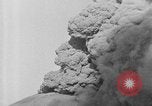 Standbild Vesuv Italien, 1944, aus Sekunde 58 historischem Filmmaterial Videoclip 65675054108