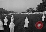 Immagine di Cerimonia KKK a Stone Mountain Stone Mountain Georgia USA, 1935, secondo 9 filmato di repertorio 65675054109