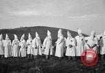 Immagine di Cerimonia KKK a Stone Mountain Stone Mountain Georgia USA, 1935, secondo 15 filmato di repertorio 65675054109