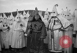 Immagine di Cerimonia KKK a Stone Mountain Stone Mountain Georgia USA, 1935, secondo 26 filmato di repertorio 65675054109
