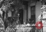 Standbild Wohnhäuser Charleston South Carolina USA, 1939, aus Sekunde 6 historischem Filmmaterial Videoclip 65675054130