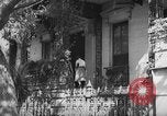 Standbild Wohnhäuser Charleston South Carolina USA, 1939, aus Sekunde 13 historischem Filmmaterial Videoclip 65675054130