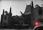 Standbild Chinese Theatre Hollywood Los Angeles California USA, 1939, aus Sekunde 13 historischem Filmmaterial Videoclip 65675054136
