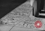 Standbild Chinese Theatre Hollywood Los Angeles California USA, 1939, aus Sekunde 43 historischem Filmmaterial Videoclip 65675054136