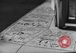 Standbild Chinese Theatre Hollywood Los Angeles California USA, 1939, aus Sekunde 49 historischem Filmmaterial Videoclip 65675054136