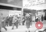 Standbild Zeitung abgewürgt New York City USA, 1940, aus Sekunde 1 historischem Filmmaterial Videoclip 65675054141