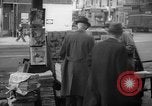 Standbild Zeitung abgewürgt New York City USA, 1940, aus Sekunde 8 historischem Filmmaterial Videoclip 65675054141