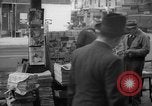 Standbild Zeitung abgewürgt New York City USA, 1940, aus Sekunde 14 historischem Filmmaterial Videoclip 65675054141
