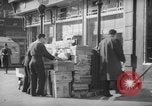 Standbild Zeitung abgewürgt New York City USA, 1940, aus Sekunde 18 historischem Filmmaterial Videoclip 65675054141