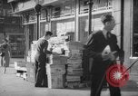 Standbild Zeitung abgewürgt New York City USA, 1940, aus Sekunde 26 historischem Filmmaterial Videoclip 65675054141
