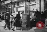Standbild Zeitung abgewürgt New York City USA, 1940, aus Sekunde 31 historischem Filmmaterial Videoclip 65675054141