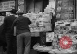 Immagine di Giornale si spegne New York City USA, 1940, secondo 16 filmato di repertorio 65675054143