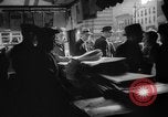 Immagine di Giornale si spegne New York City USA, 1940, secondo 47 filmato di repertorio 65675054143