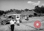 Image hospital chariot Okinawa îles Ryukyu, 1955, de la seconde 4 séquences d'archives historiques vidéo 65675054148