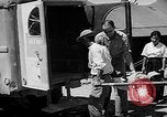 Image hospital chariot Okinawa îles Ryukyu, 1955, de la seconde 18 séquences d'archives historiques vidéo 65675054148