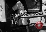 Image hospital chariot Okinawa îles Ryukyu, 1955, de la seconde 32 séquences d'archives historiques vidéo 65675054148