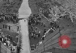 Standbild Frühe Skispringen Cary Illinois USA, 1932, aus Sekunde 46 historischem Filmmaterial Videoclip 65675054198