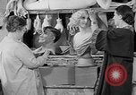Standbild Katherine Stubergh Los Angeles California USA, 1932, aus Sekunde 26 historischem Filmmaterial Videoclip 65675054201
