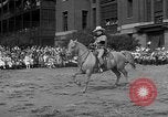 Standbild Rodeo New York City USA, 1938, aus Sekunde 17 historischem Filmmaterial Videoclip 65675054207