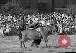 Standbild Rodeo New York City USA, 1938, aus Sekunde 28 historischem Filmmaterial Videoclip 65675054207