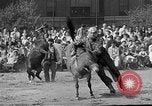 Standbild Rodeo New York City USA, 1938, aus Sekunde 29 historischem Filmmaterial Videoclip 65675054207